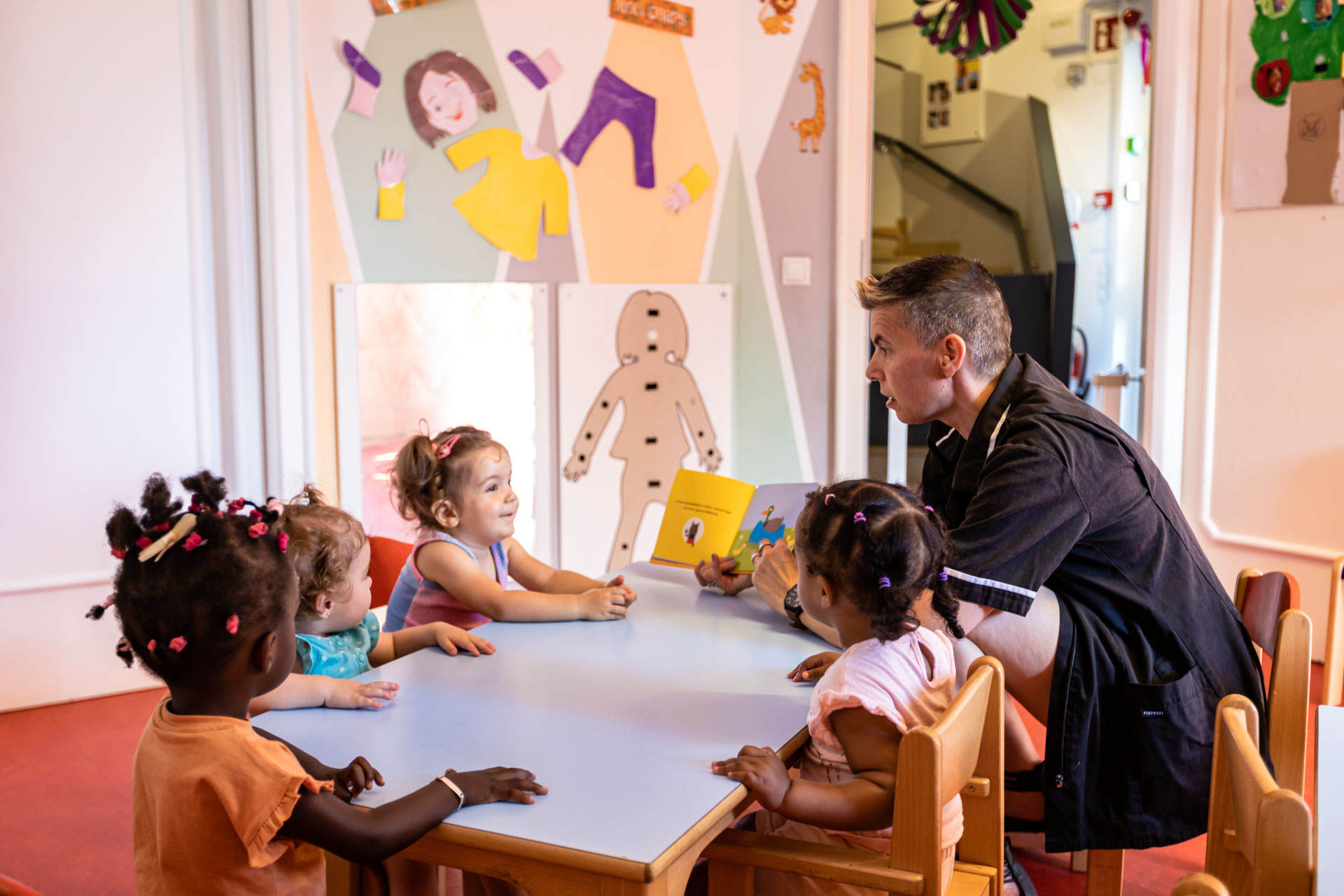 Crèche les 3 Pommes Garderie pour bébés et jeunes enfants à Luxembourg