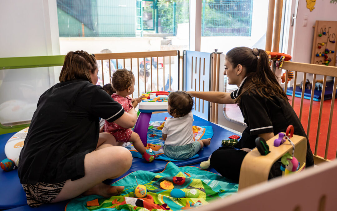 La communication parent-éducateur : un partenariat essentiel dans notre crèche pour tout-petits à Luxembourg